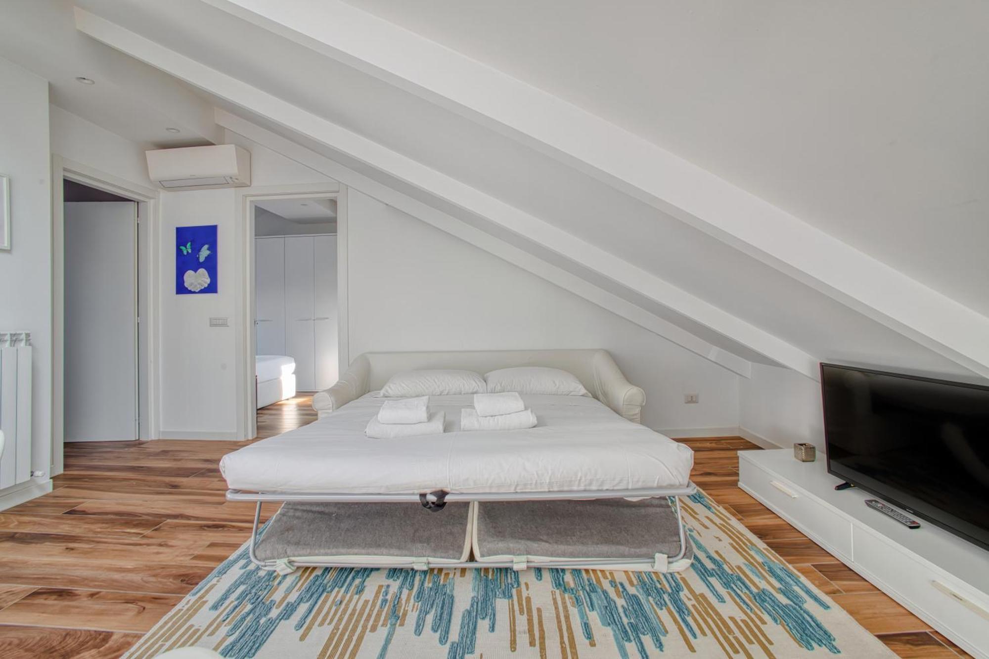 Apartment Stunning Penthouse With Balcony - Porta Venezia Mailand