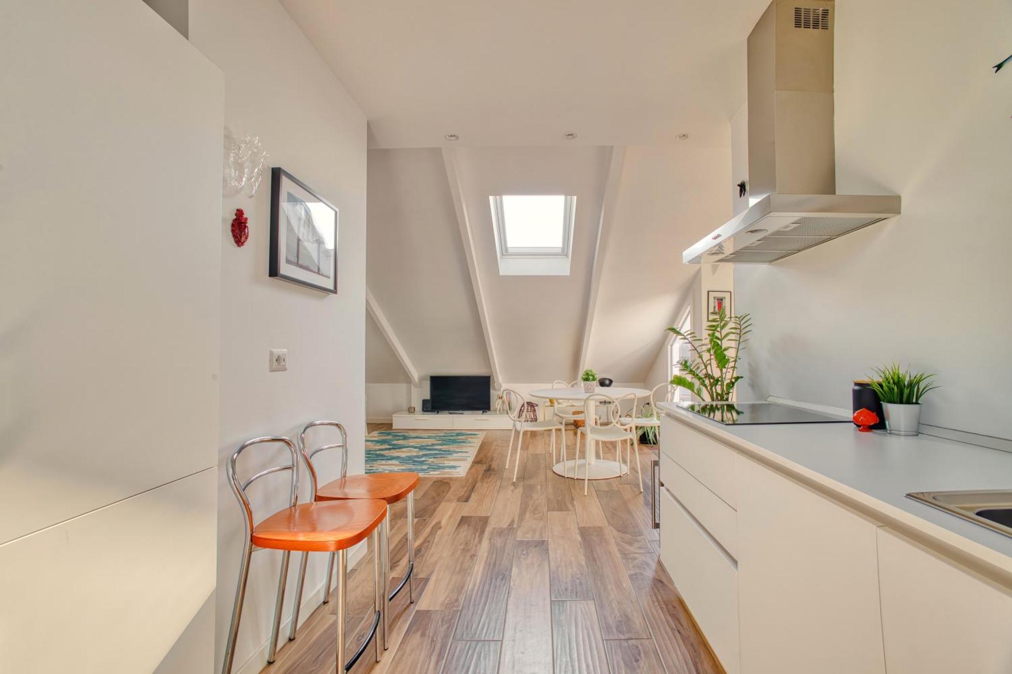 Stunning Penthouse With Balcony - Porta Venezia Apartment Mailand